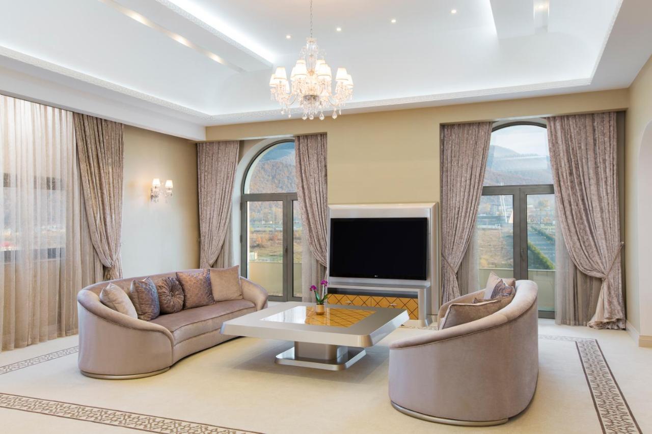 Gabala Garden Hotel Ngoại thất bức ảnh A living room