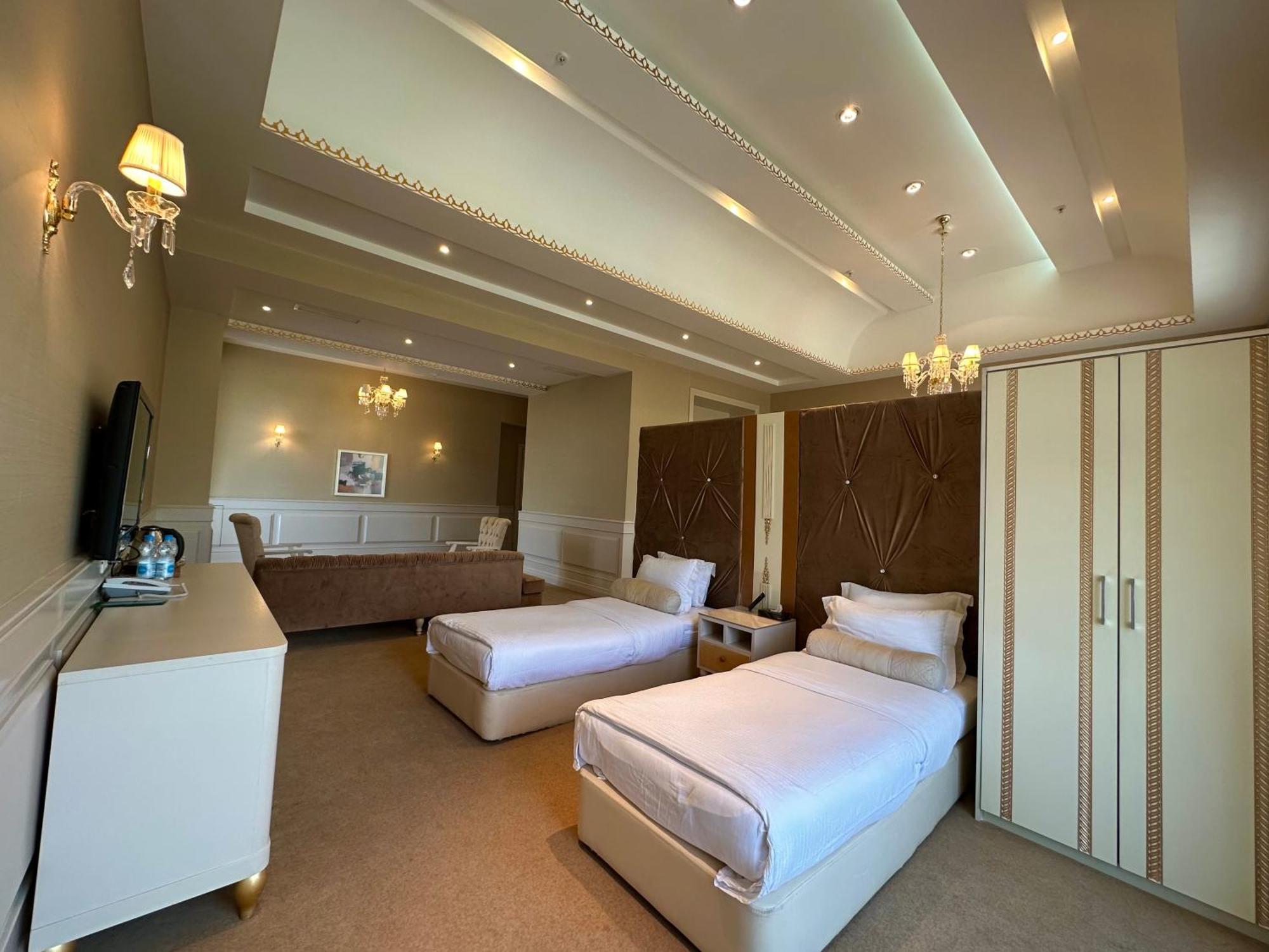 Gabala Garden Hotel Ngoại thất bức ảnh A room at the hotel